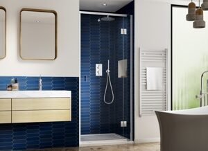 Kudos Pinnacle8 Hinged Recess Door Right Hand Chrome