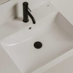 Roca ONA 800 x 460mm 1TH Right Hand Basin - White